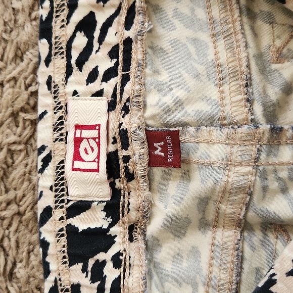 Animal print pants - Picture 3 of 9